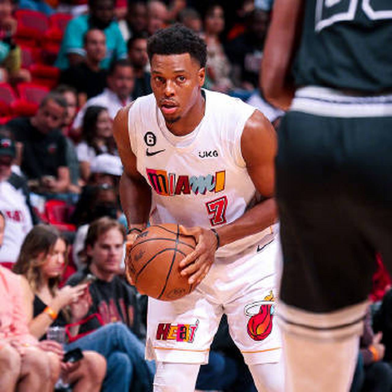 爱游戏部门-热火队球员身体不适延迟回归，球迷期待未知解决方案的简单介绍  第2张