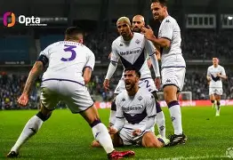 爱游戏中心-佛罗伦萨客场战平,险胜避免降级危机的简单介绍 第2张 爱游戏中心-佛罗伦萨客场战平,险胜避免降级危机的简单介绍 第2张